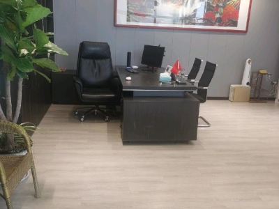 (出租)咸阳三原 带住房办公区，可当仓库，低价出租！图2