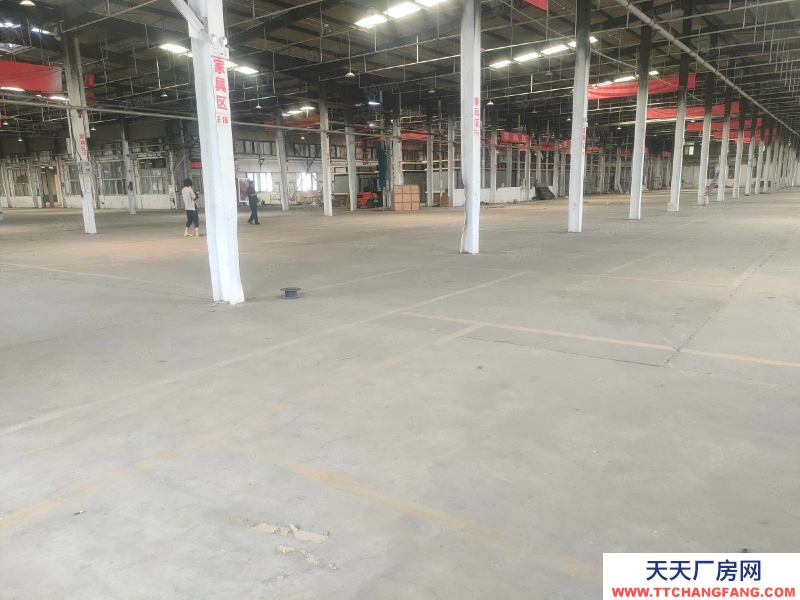 廊坊 大厂  燕郊迎宾路东20000平米独院库房可分租整租能进大车租金便宜