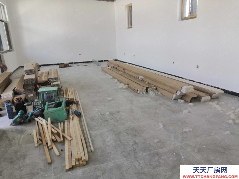 廊坊 大厂 大香线一千五百平米库房招租高度9米价格4毛