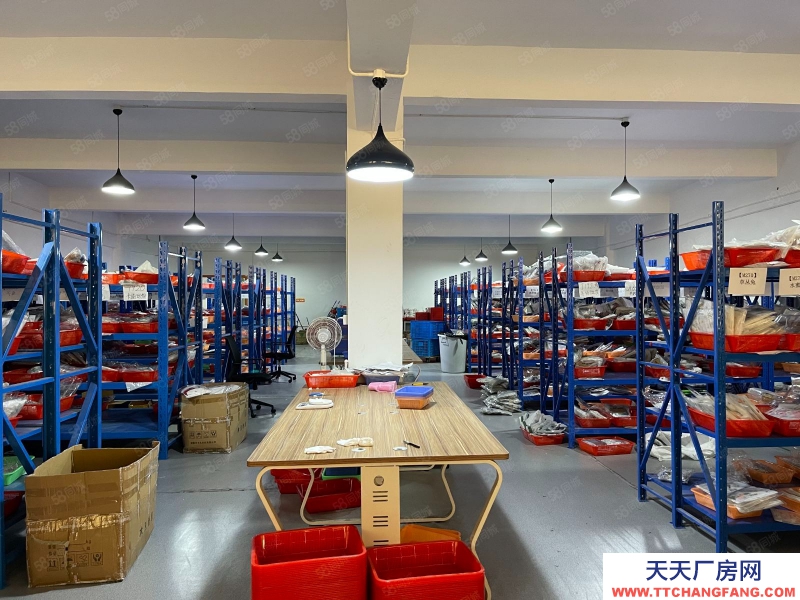宁波慈溪(出租) 宗汉保利旁415平方仓库，简装有隔断，适合仓办一体，特惠出租