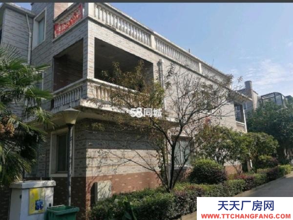 湘潭市雨湖区 北二环临街毛坯别墅，三层，带车库，适合做仓库，24小时门卫
