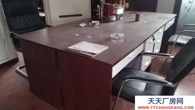 (出租)咸阳武功 水电齐全，交通便利，二层精装办公室提供家具空调等