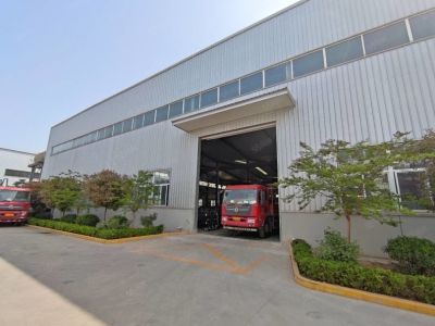 (出租) 咸阳兴平槐里西路1500平厂房带行车，办公住宿！图2