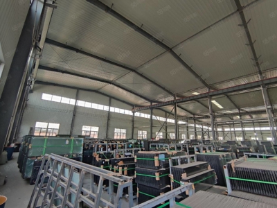 (出租) 咸阳兴平槐里西路1500平厂房带行车，办公住宿！图3