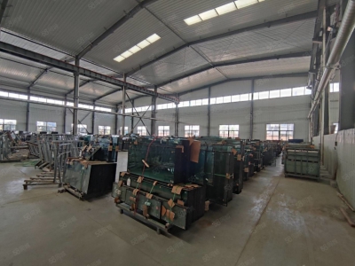 (出租) 咸阳兴平槐里西路1500平厂房带行车，办公住宿！图5