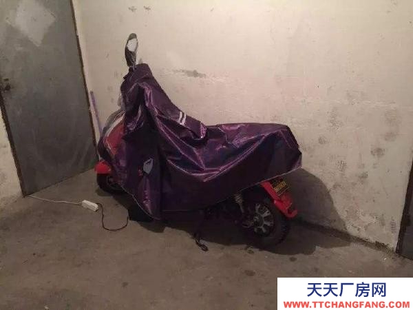 常州金坛市独立窗户，面积14平米。价格可以谈