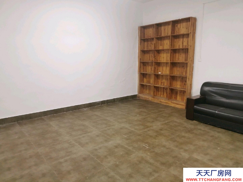 济宁曲阜位于东经济开发区靠近高速路口和火车站，价格面议