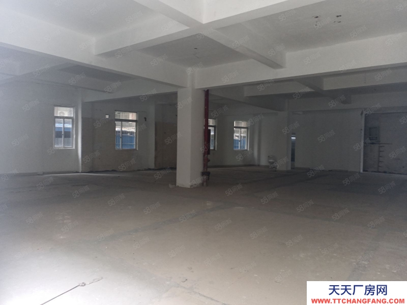 温州鹿城(出租) 炬光园一楼380平仓库出租，价格便宜，适合各种仓储，大车好进