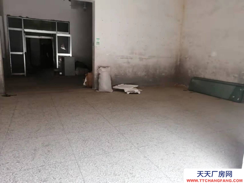 (出租) 渭南富平富昌路童乐幼儿园附近出租自家独院！可做仓库！价格面议 ：