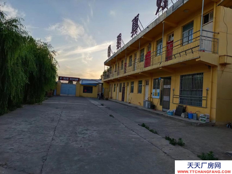 (出售) 渭南大荔交通方便，对面有学校，可做商业，可做企业生产，可开发成独院。