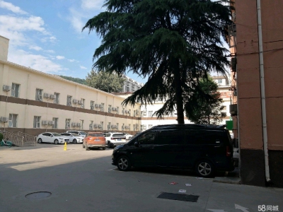 (出租) 宝鸡金台房子位置好交通方便，旁边有学校医院超市等。图2