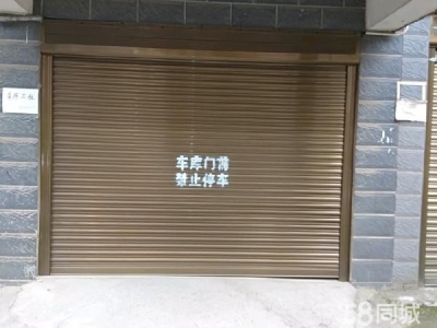 湘潭市湘乡市建材市场里做仓库，放车辆或是放其他东西都合适。