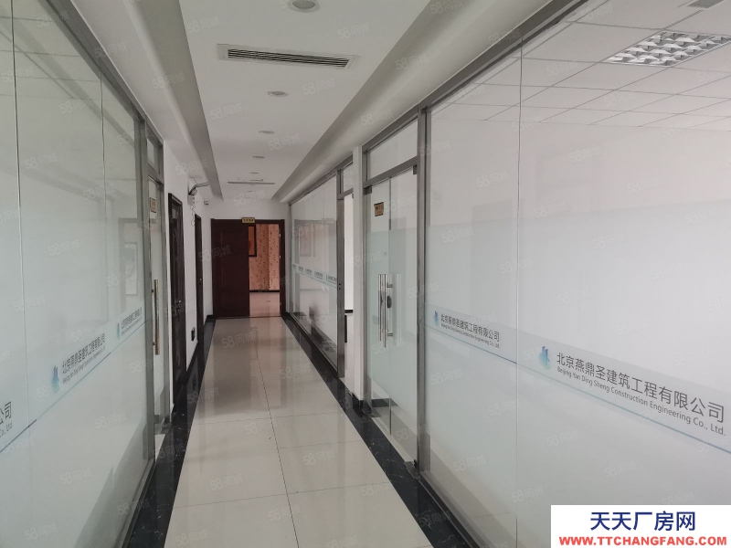 廊坊 三河市 出租大厂标准车间800平带行车有200平办公