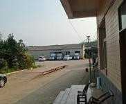 (出租) 多栋仓库 办公楼 水泥 场地 位于107国道边交通便利