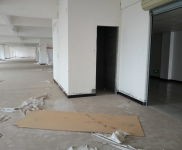 (出租) 曾都区国际汽配城三楼出租可以分割有电梯地板砖大白墙