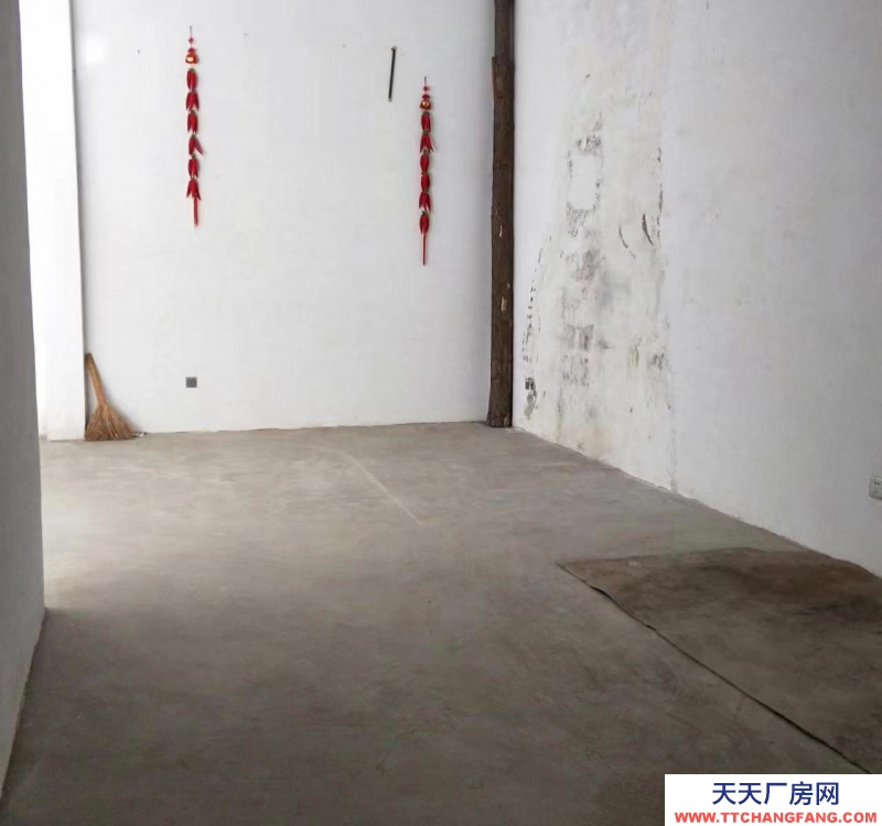 (出租) 汉中西乡仓库空间大，交通便利，租金便宜，房东人好，可以随时看房。