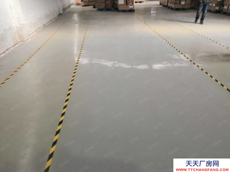 廊坊 三河市 北京周边燕郊雪花啤酒八百平米库房高度4米可进出6米货车