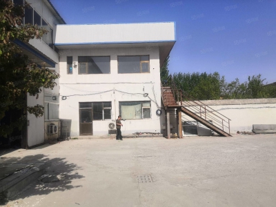 廊坊 三河市 3300平米独院库房招租高度8米5吨天车价格2毛图1