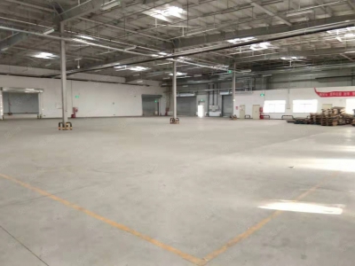 廊坊 三河市 燕郊镇两万平米丙二高台库招租可短租五百起租另有70亩地图5