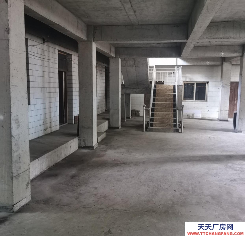 （出租）兰州西固区钟家河临仓库出租