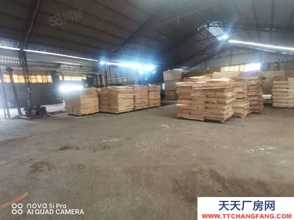 临沂费县探沂3000平大厂房出租，水电齐全，交通方便，价格面议