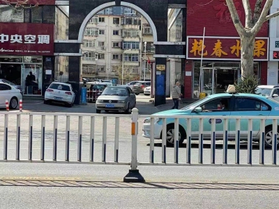 秦皇岛 海港  建设大街244号 世嘉茗庭院内 库房100年租10000图2