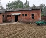 (出租) 天门面积1300多平米实际占地3亩，旧房可以按需改造可做仓库。