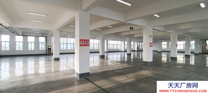 临沂莒南商业用地，可自由分割。建筑面积大，位置好、空间大。