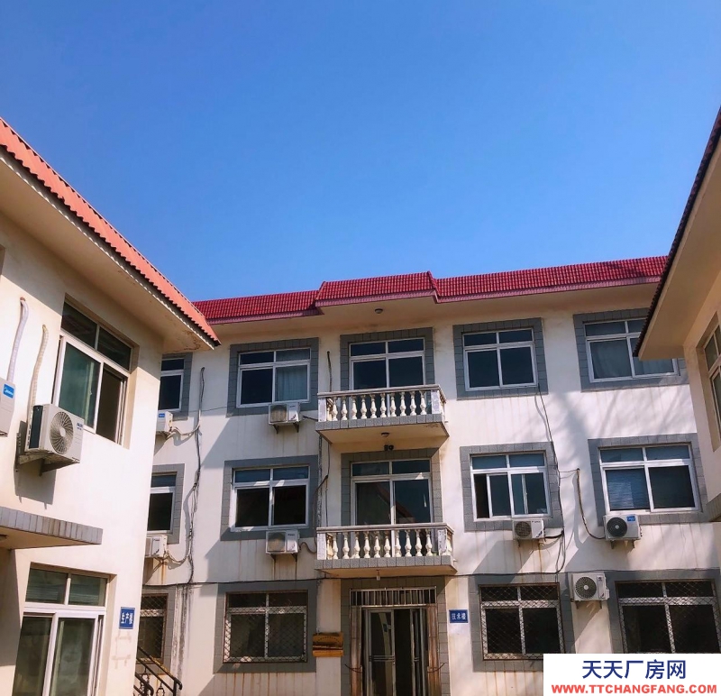 秦皇岛 北戴河 位于北戴河旅游核心区，近周围所有景点