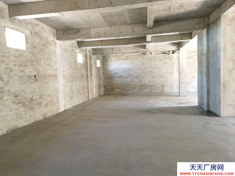 (出租) 庆阳西峰独院，库房出租，水电暖齐全，可进大车