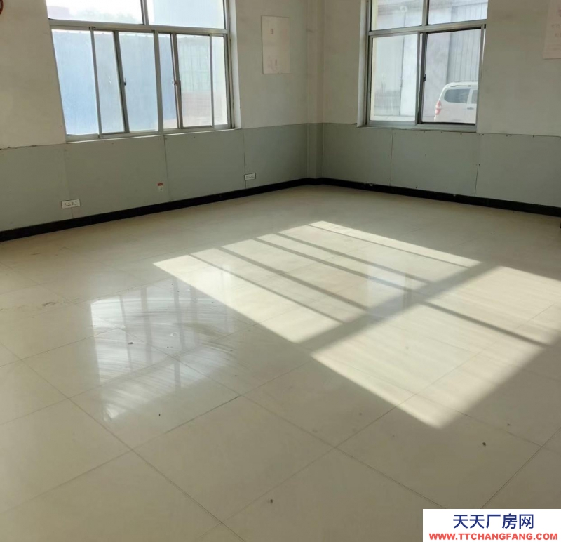(出租) 白银白银区880平办公区域办公楼，可当宿舍，独立房间