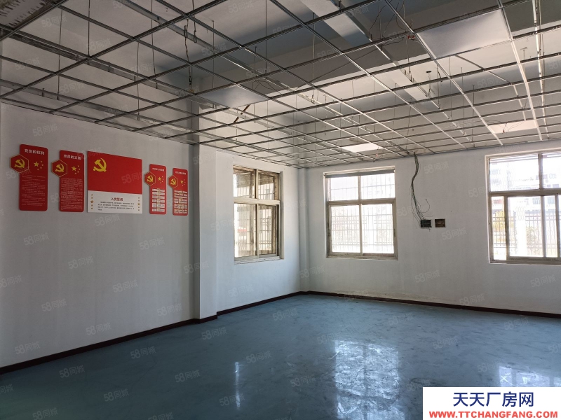 温州平阳(出租) 熬江厂房出租整栋1~4层带彩钢棚约3500平米，低价出租。