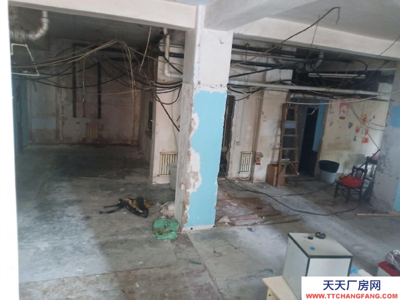 (出租) 大连西岗1200平仓库，半地下有窗，近菜市香炉礁，可分租短租长租