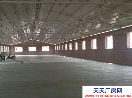 (出租)大连普兰店 铁西办事处快马厂村东沟屯2万平厂房 出租，可做光伏发电！