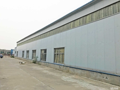 泰安岱岳经济开发区，临泰肥一级路，钢结构标准仓库出租，独院位置好图1