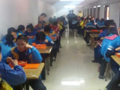 (出租) 锦州古塔四中附近，出租出售仓库，办公室，棋牌室，合作出售图1