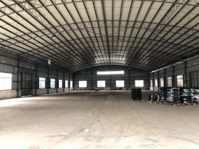 (出租)柳州 城中区2000平 仓库 机加工 食品 篮球 门窗 汽修可做图3