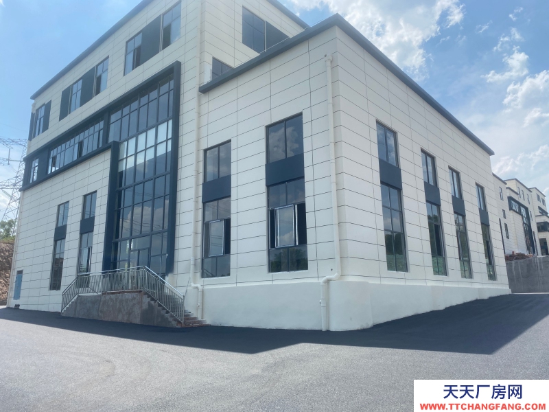 968m²双拼或分层高标准工业厂房。低价现房。