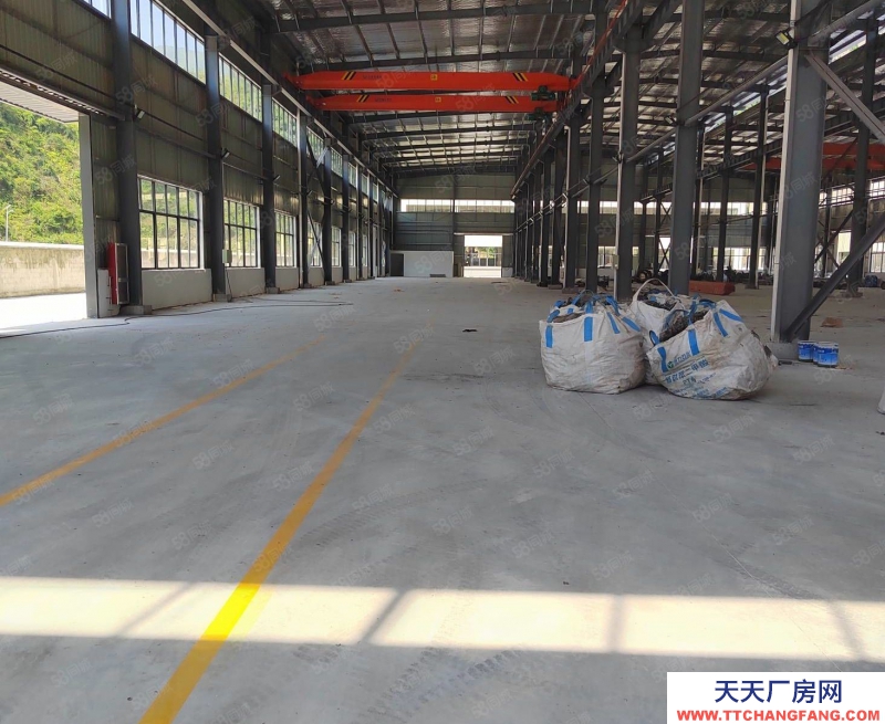 温州泰顺(出售) 出售泰顺占地33亩，建筑面积11000平，层高12米重工厂房