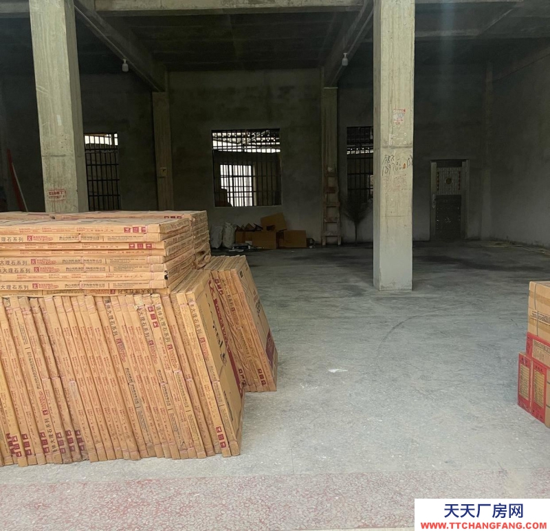 (出租) 桂林灵川一楼门面马路边停车方便，交通方便，有意者私聊