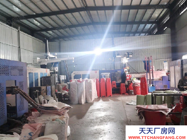 邵阳市邵东县双江路标准厂房 有大型停车场 有三相电