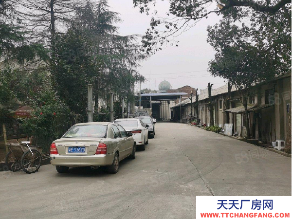 邵阳市邵东县双江路标准厂房 有大型停车场 有三相电