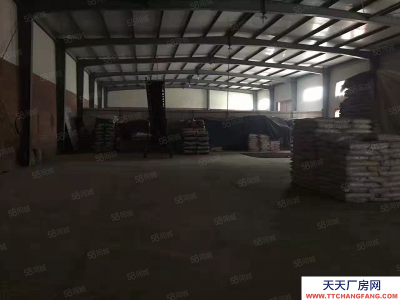 秦皇岛 抚宁 京哈高速出口两个800平仓库出租