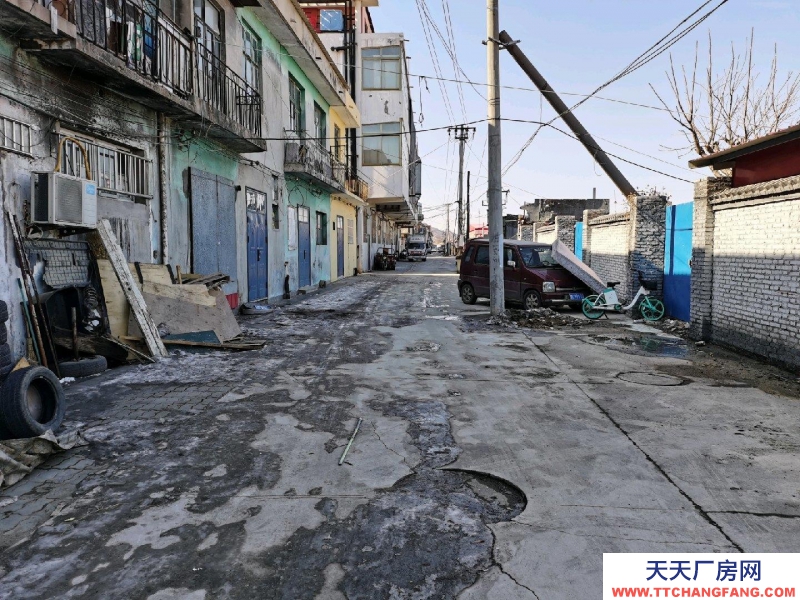 秦皇岛 抚宁  102国道北库房150平米