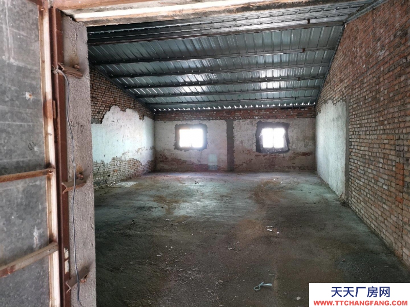 秦皇岛 抚宁  102国道北库房150平米