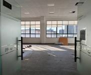 (出租)松江 九亭精装小面积办公仓库电商一体，46平起租，形象好场地大