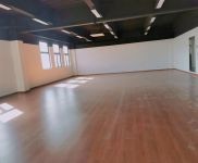 (出租) 松江全新沿街精装修办公室77平起展示面广可打广告视野佳可分