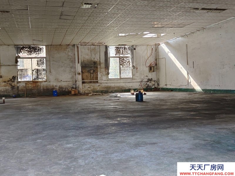 (出租) 广州肇庆厂房680平米，可以分租340平米 价钱实惠