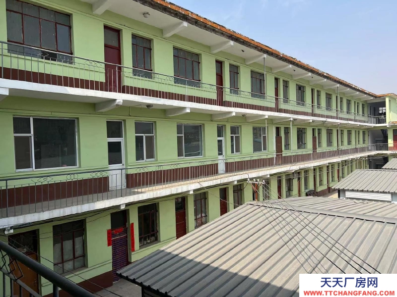 (出租) 南华便民市场内，大量门面房出租，办公场地出租