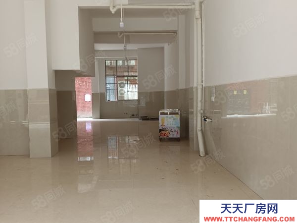 邵阳市邵东县博雅蓝天旁两间仓库出租 位置优